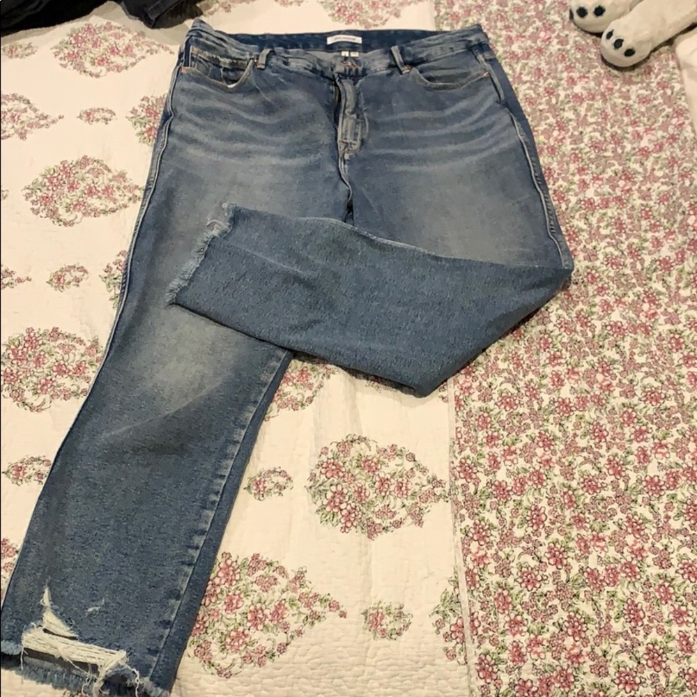 Good American CURVE Boyfriend Jeans